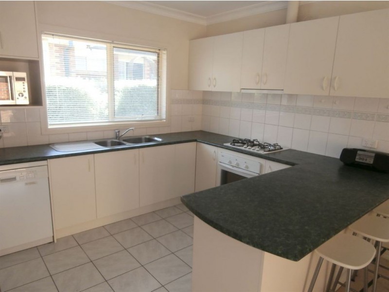 1/5 Park Street, Glen Waverley VIC 3150