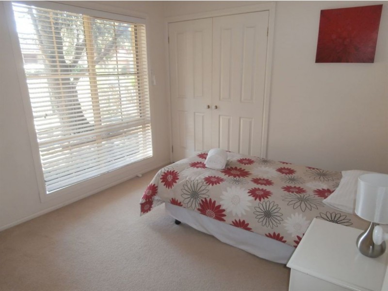 1/5 Park Street, Glen Waverley VIC 3150