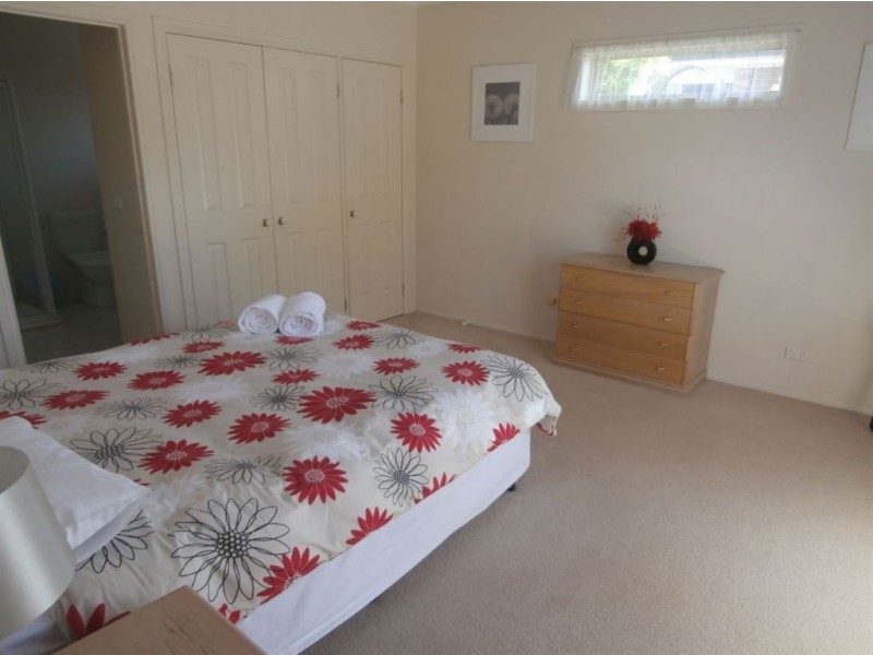 1/5 Park Street, Glen Waverley VIC 3150