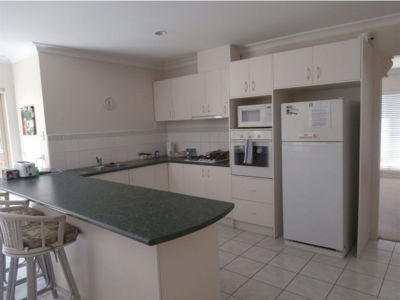 2/5 Park Street, Glen Waverley VIC 3150