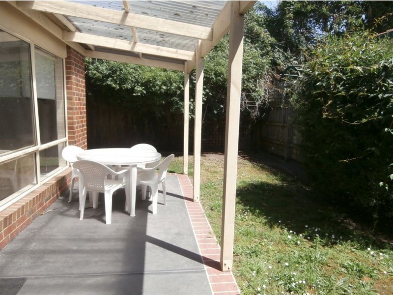 2/5 Park Street, Glen Waverley VIC 3150