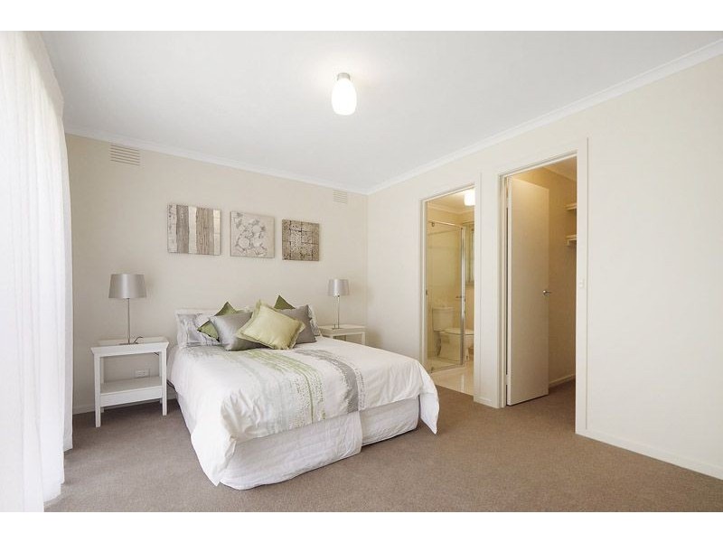 3 Melrose Court, Glen Waverley VIC 3150