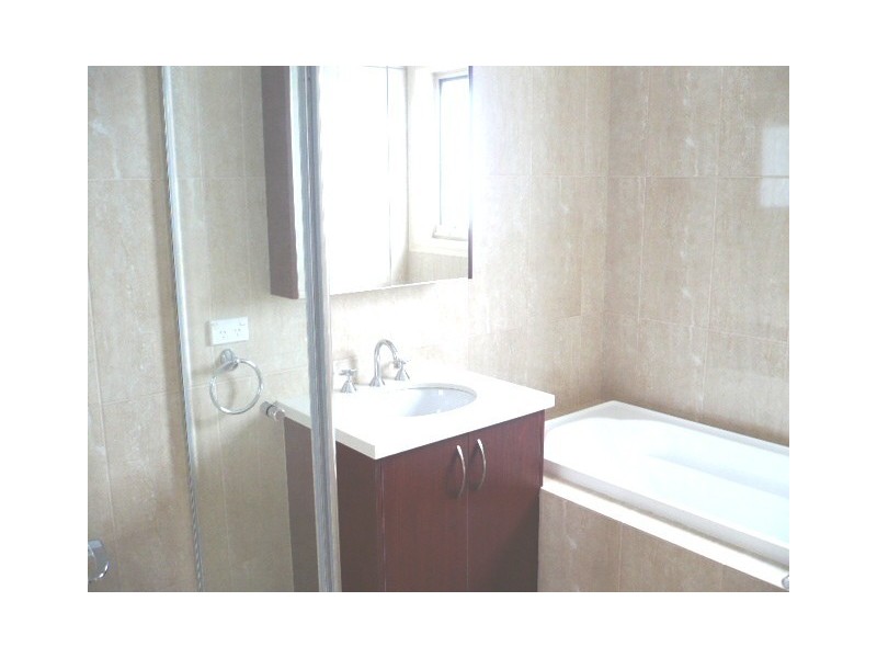 2/548 Highbury Road, Glen Waverley VIC 3150