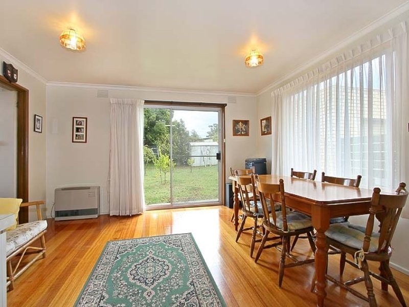 13 Lisbon Street, Glen Waverley VIC 3150