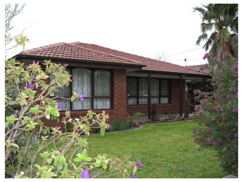 13 Tamar, Springvale VIC 3171