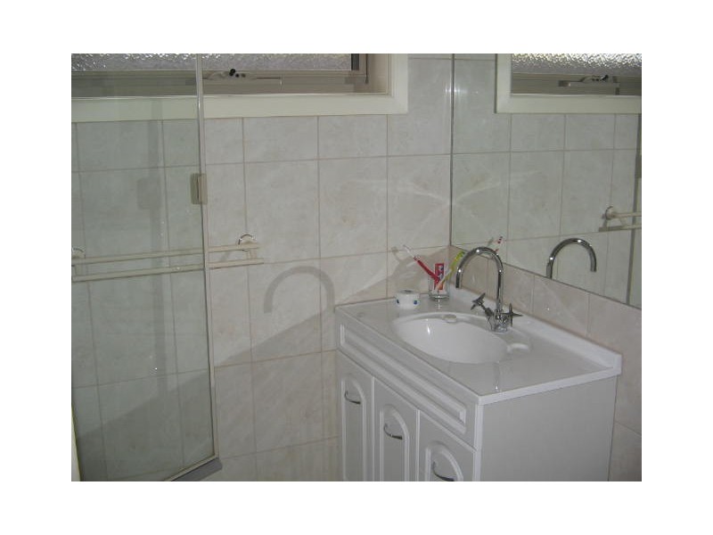 2/6 Ingram Avenue, Glen Waverley VIC 3150