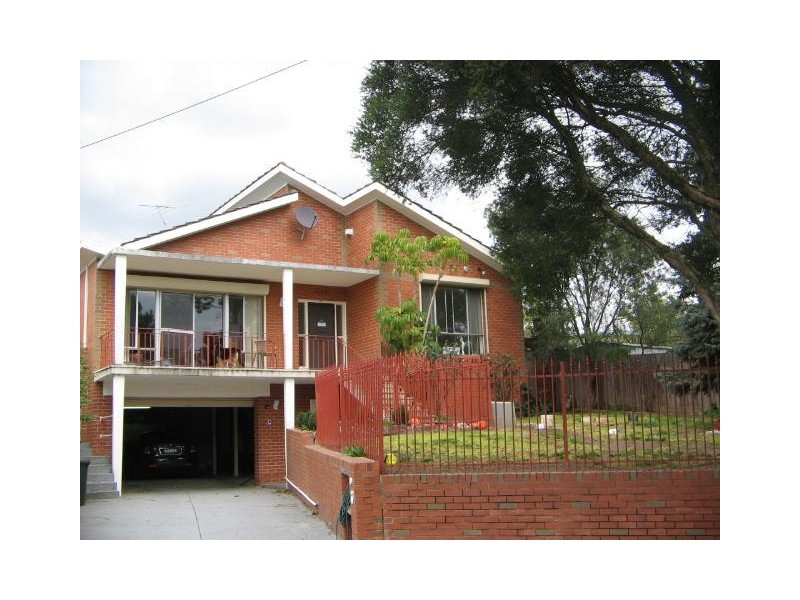 6 Clyden Court, Burwood East VIC 3151