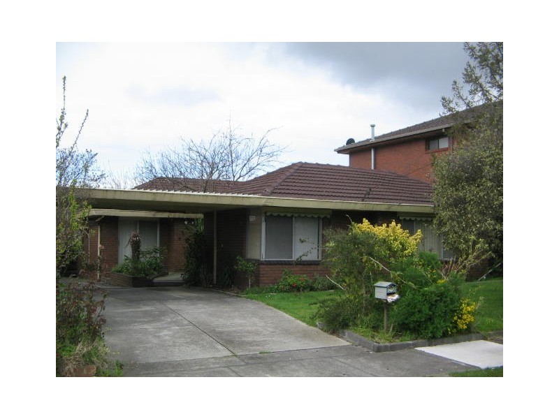 25 Witchwood Cres, Burwood East VIC 3151