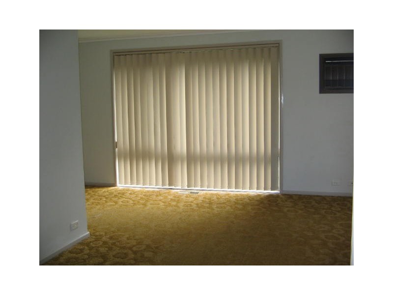 1 Nevada Close, Wheelers Hill VIC 3150