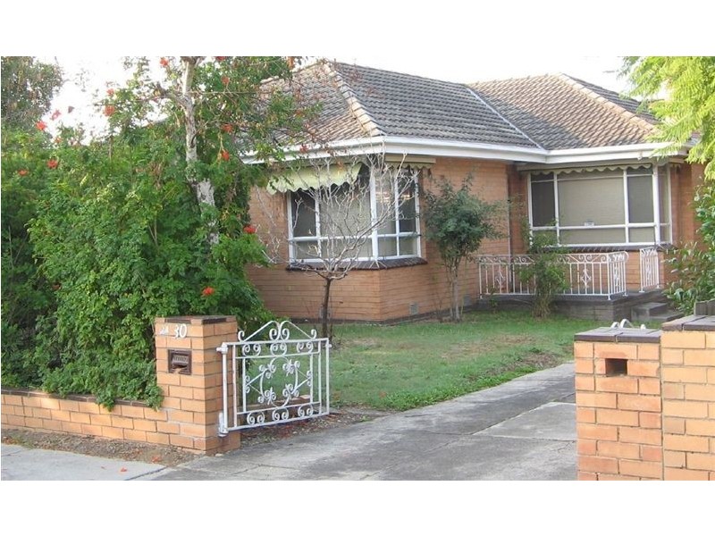 30 Folkstone Road, Glen Waverley VIC 3150