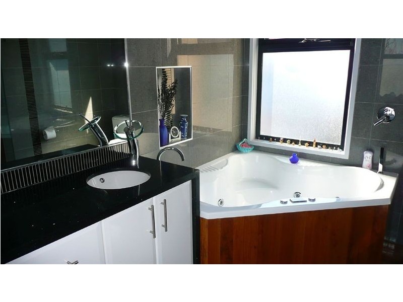 57 Lithgow Street, Abbotsford VIC 3067