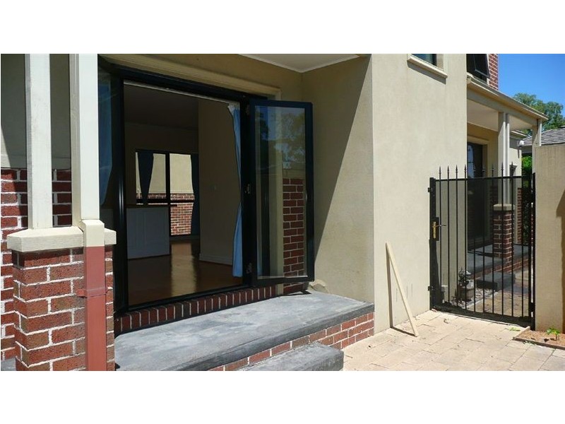 1/8-12 Nonda Avenue, Doncaster East VIC 3109