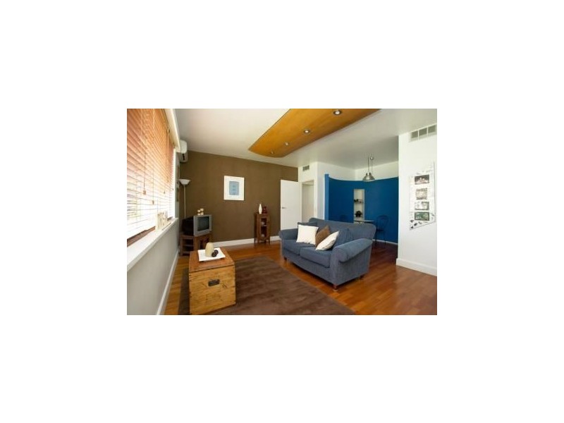 1/3 Lennox Street, Moonee Ponds VIC 3039