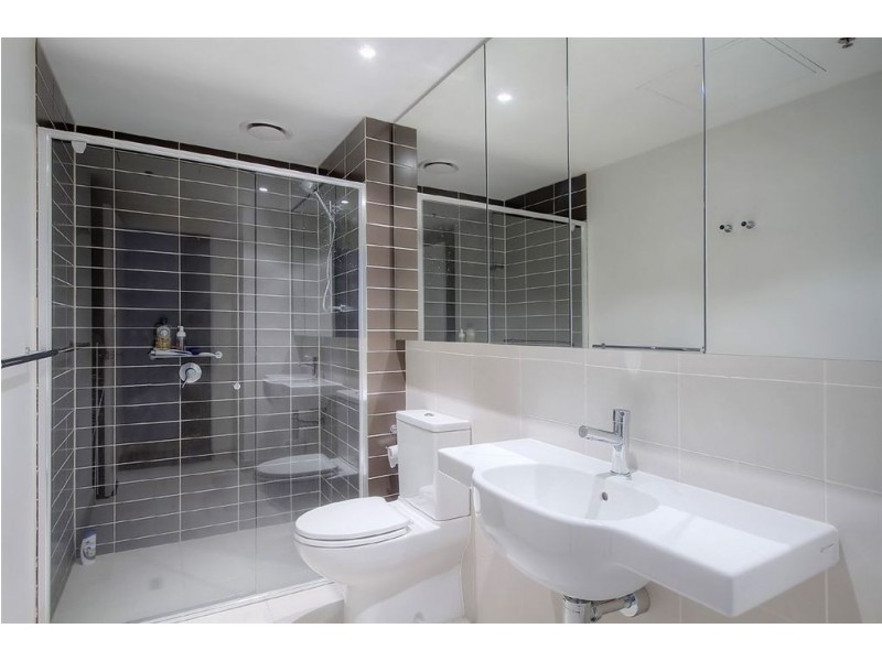 10/2 McGoun Street, Richmond VIC 3121