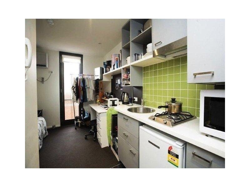 111/24 Barkly Street, Carlton South VIC 3053