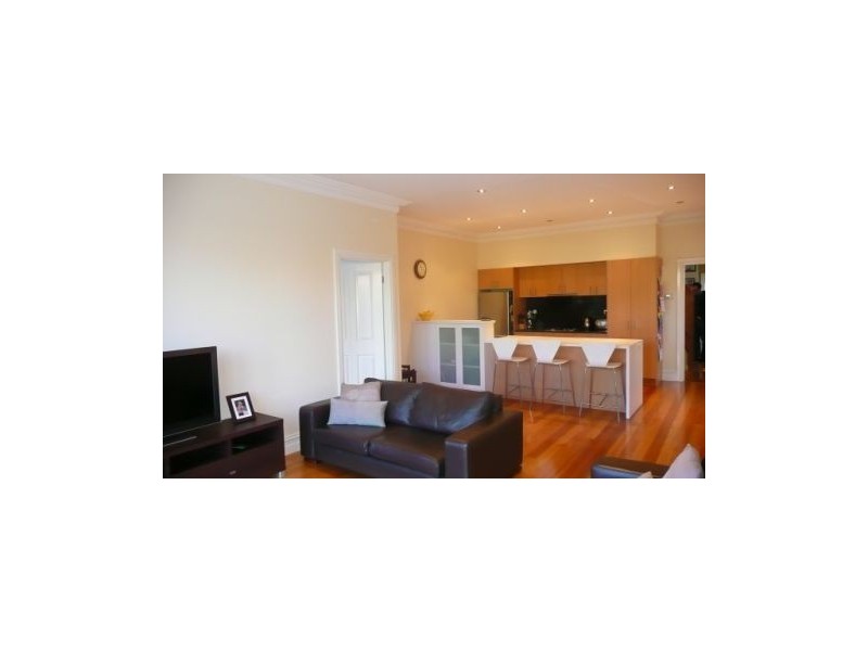 64 Rossmoyne Street, Thornbury VIC 3071