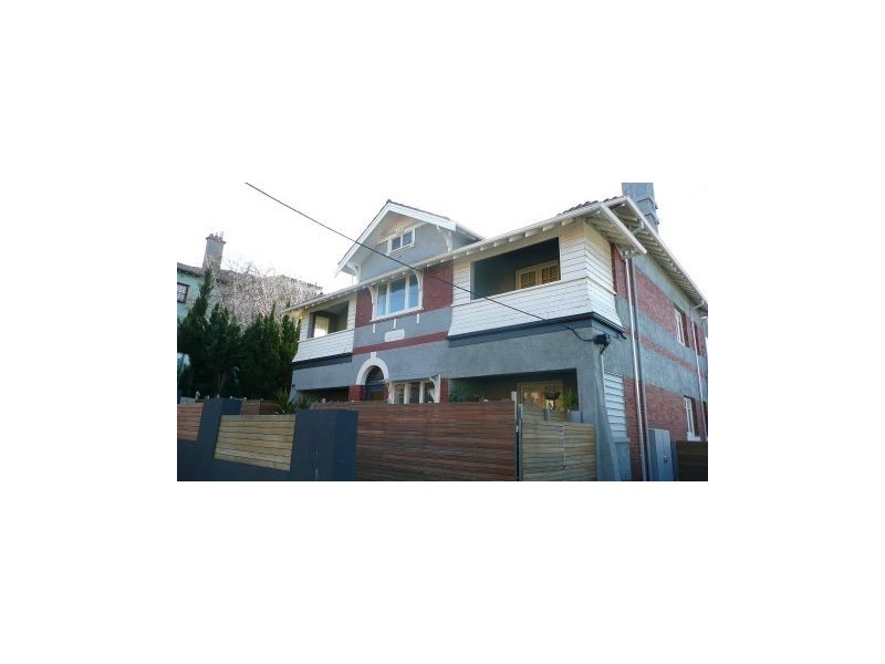 2/98 Barkly Street, St Kilda VIC 3182