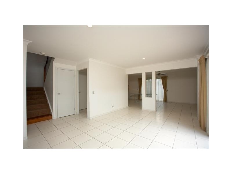 121 Didbrook Street, Robertson QLD 4109