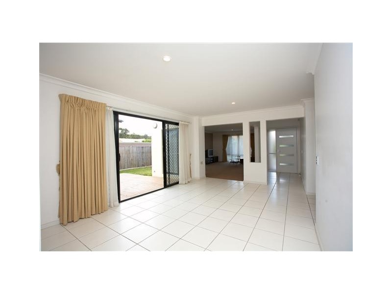 121 Didbrook Street, Robertson QLD 4109