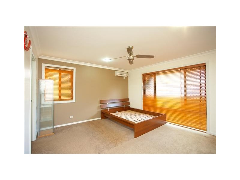 121 Didbrook Street, Robertson QLD 4109