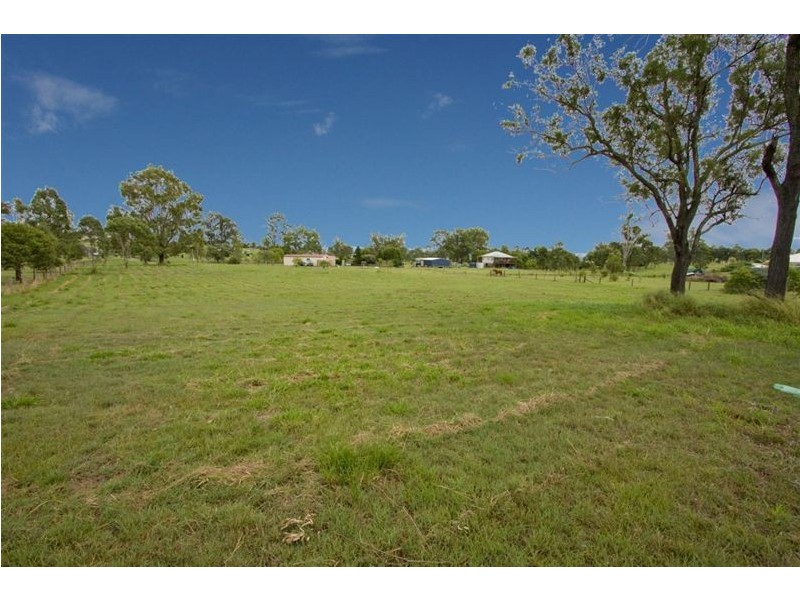 15 Benjamin Ct, Regency Downs QLD 4341
