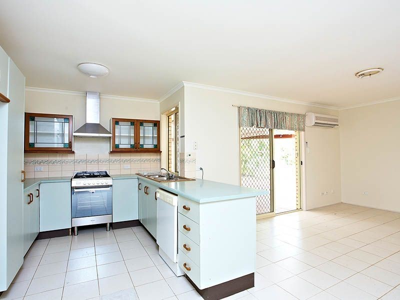 22 Federation Drive, Hillcrest QLD 4118