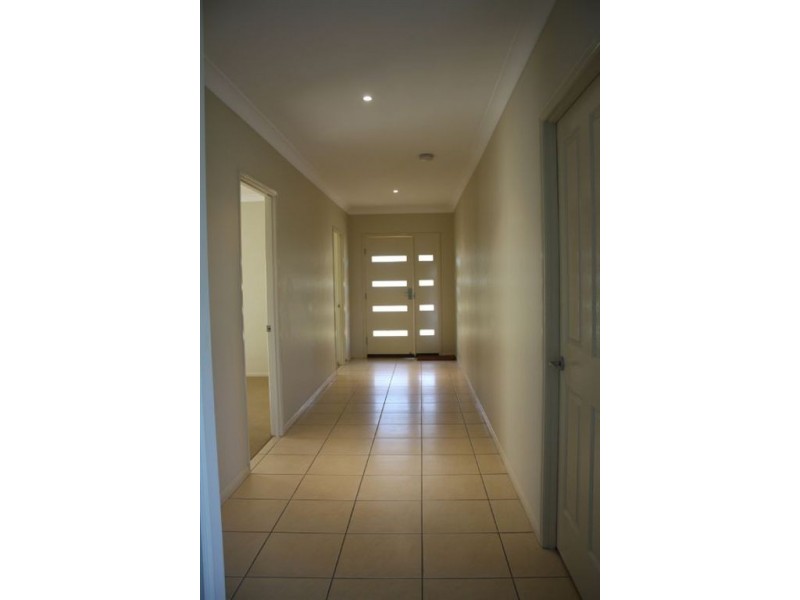55 Shuttleworth Street, Kuraby QLD 4112