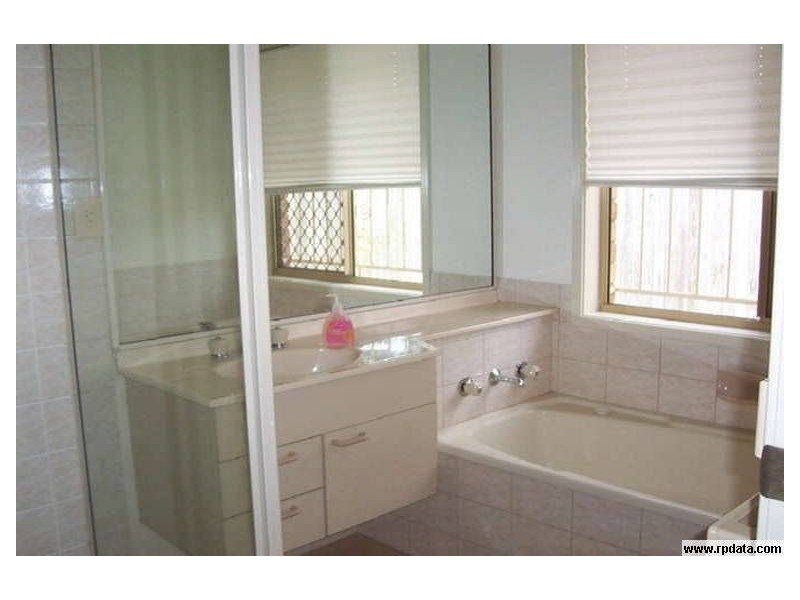 208 Warrigal Road, Runcorn QLD 4113