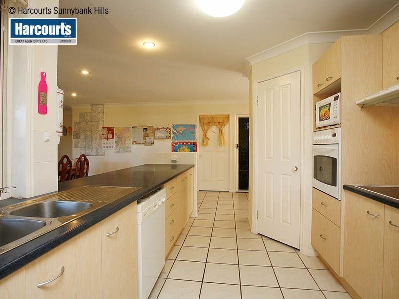 5 Kondalilla Close, Parkinson QLD 4115