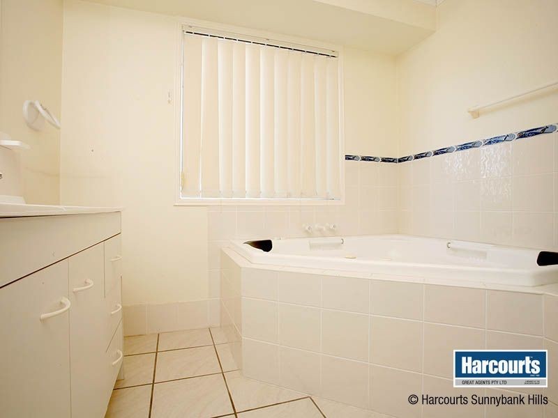 5 Kondalilla Close, Parkinson QLD 4115