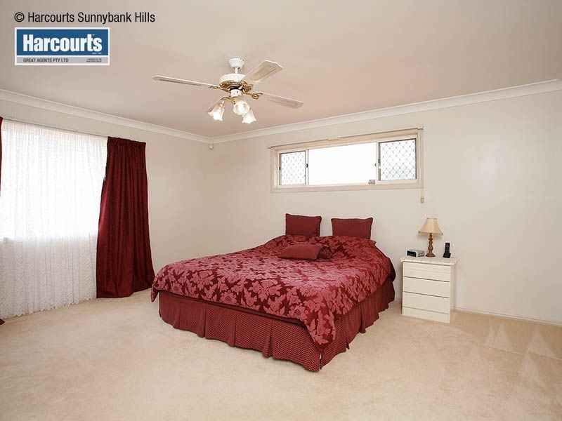 Stretton QLD 4116