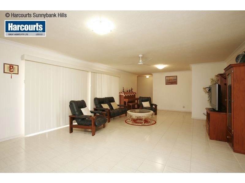 6 Pennant Place, Calamvale QLD 4116