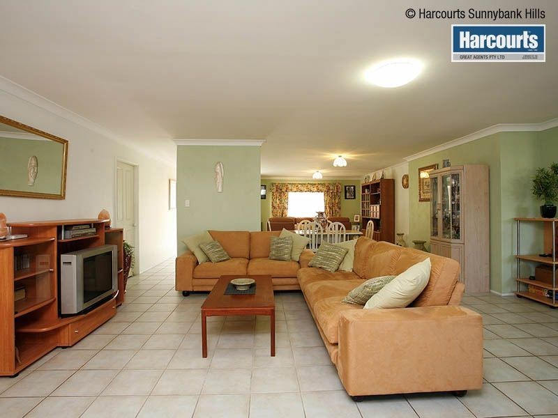 2 Tuberose Place, Calamvale QLD 4116