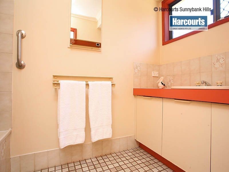 7 Chilton St, Sunnybank Hills QLD 4109