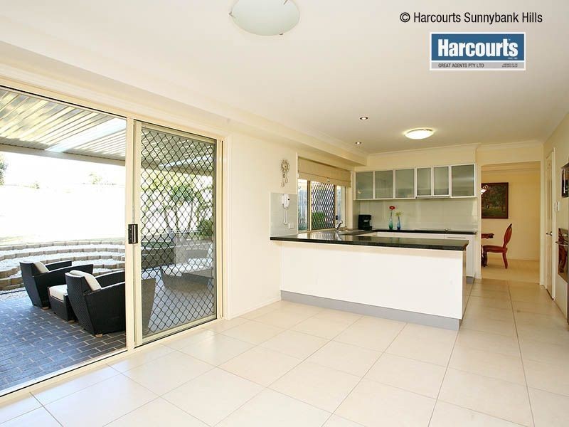139 White Cedar Circuit, Stretton QLD 4116