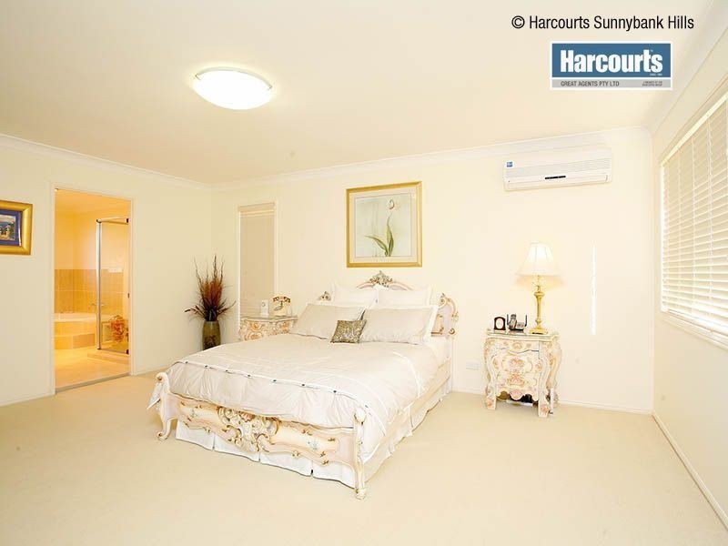 139 White Cedar Circuit, Stretton QLD 4116