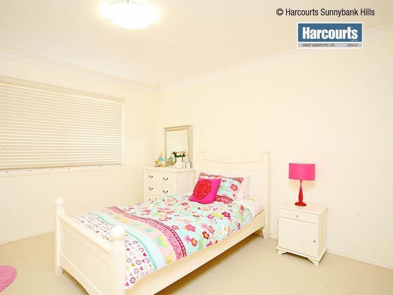 139 White Cedar Circuit, Stretton QLD 4116