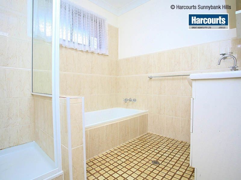 230 Gowan Road, Sunnybank Hills QLD 4109