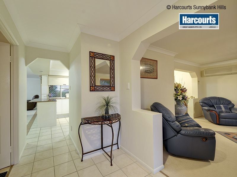 1 Yorkshire Place, Stretton QLD 4116