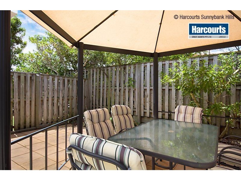 8 Overton Street, Calamvale QLD 4116