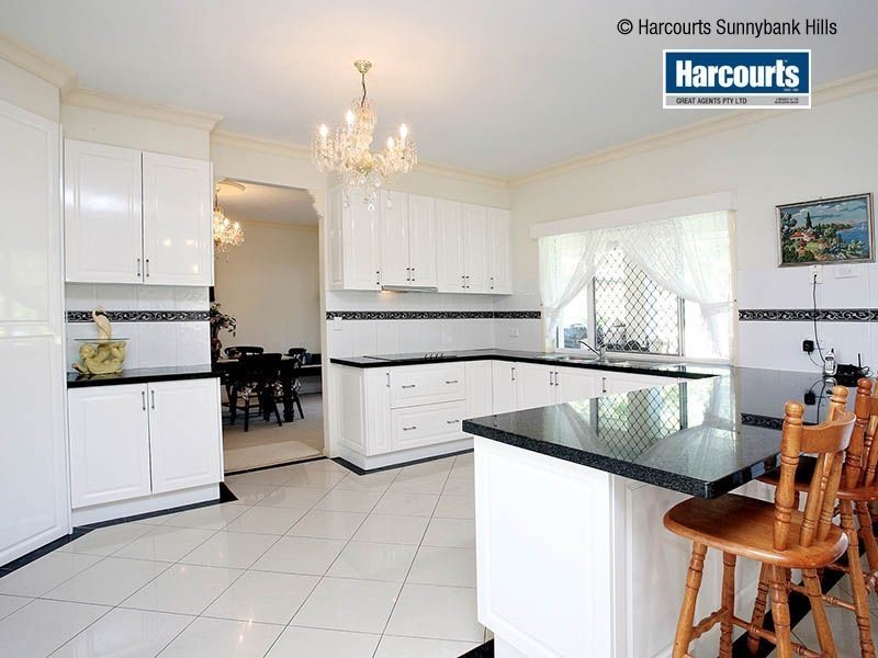 8 Adios Close, Sunnybank Hills QLD 4109