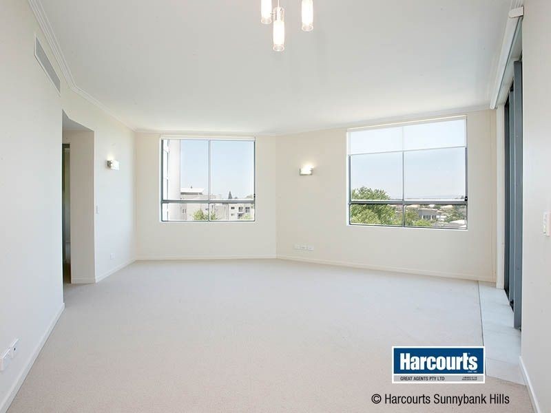 A13/28 Bayview Street, Runaway Bay QLD 4216