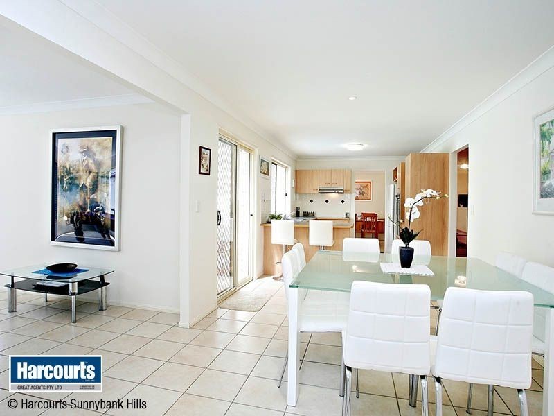 80 Lancaster Circuit, Stretton QLD 4116