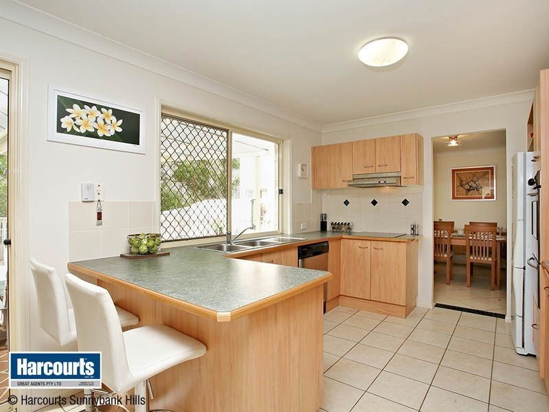 80 Lancaster Circuit, Stretton QLD 4116