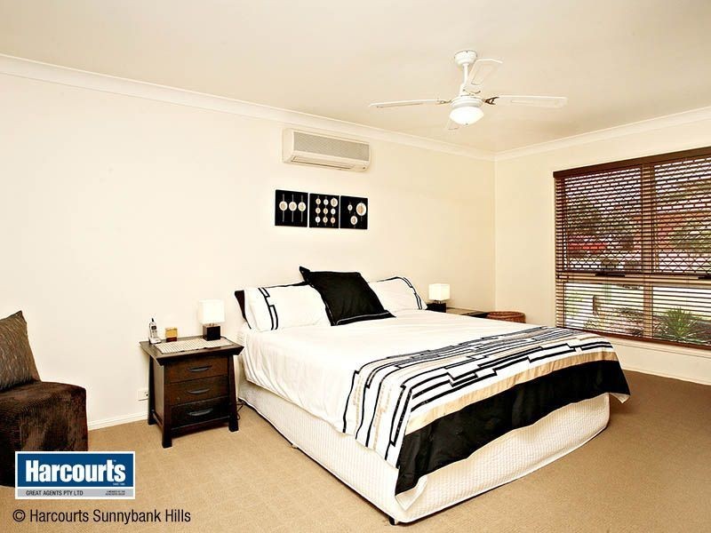 80 Lancaster Circuit, Stretton QLD 4116