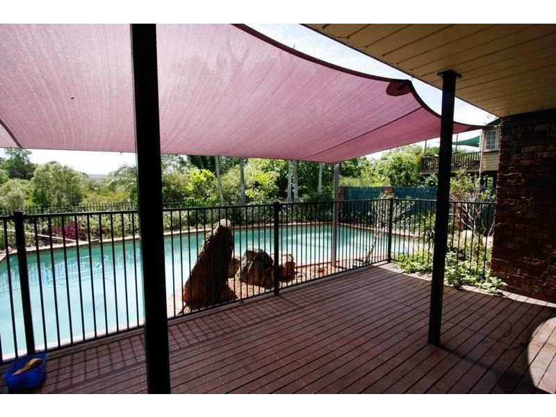 156 Lynne Grove Avenue, Corinda QLD 4075