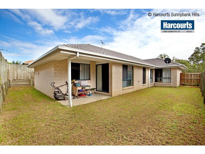 64 Watarrka Drive, Parkinson QLD 4115