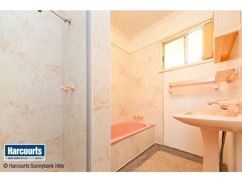 70 Ditton Road, Sunnybank Hills QLD 4109