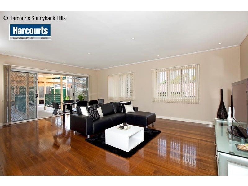 11 Croxley Street, Upper Mount Gravatt QLD 4122