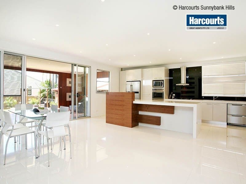 22 Newman Road, Moorooka QLD 4105